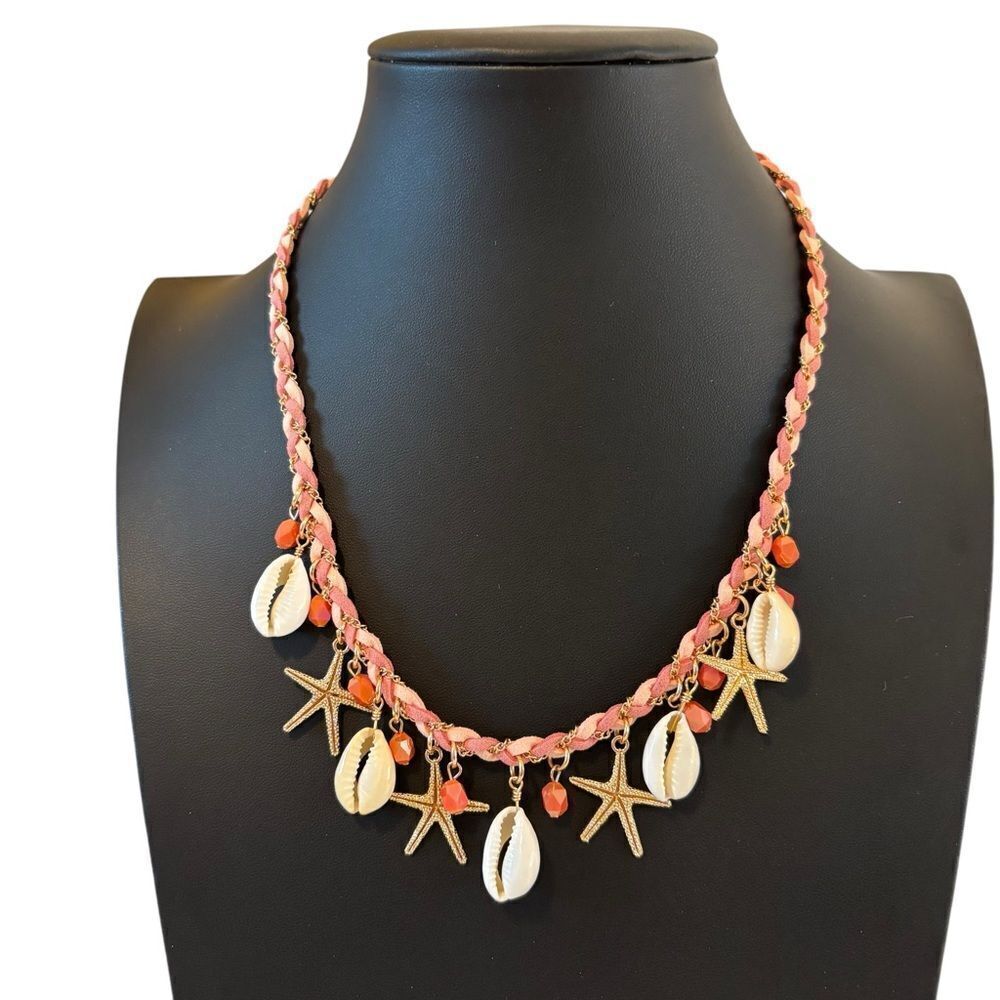 Sparkly Gold Tone Starfish and Shell Charm Necklace. - Picture 4 of 8